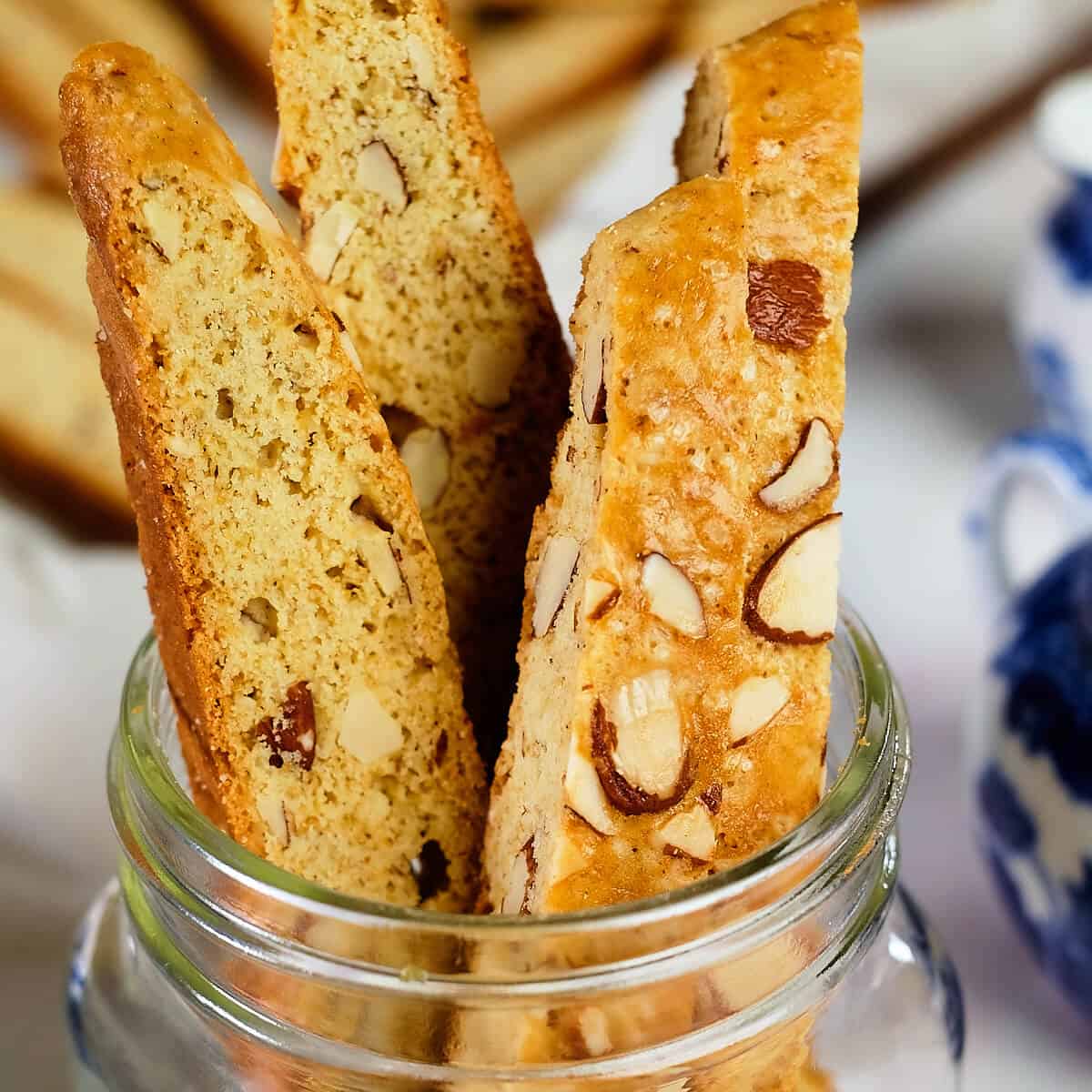 Mithos Almond Biscotti