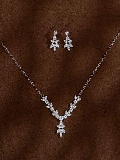 Zeraki Jewels Alya Silver Necklace Set