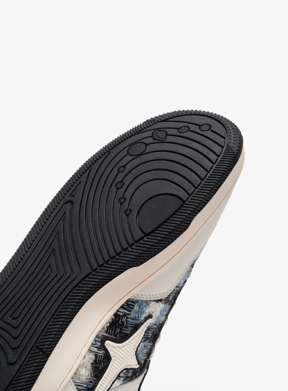 Comet X Lows Frostbite Sneakers