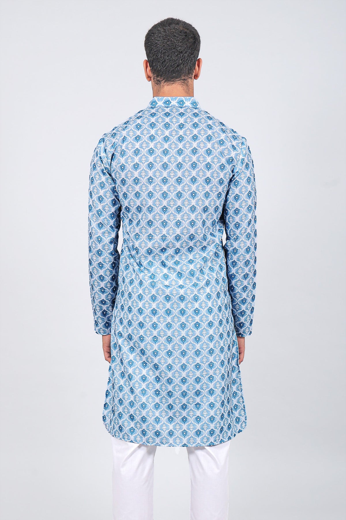 Veshbhoshaa Bluesaanchi Elegantly Casual Dark Blue Kurta Set - PUSHMYCART