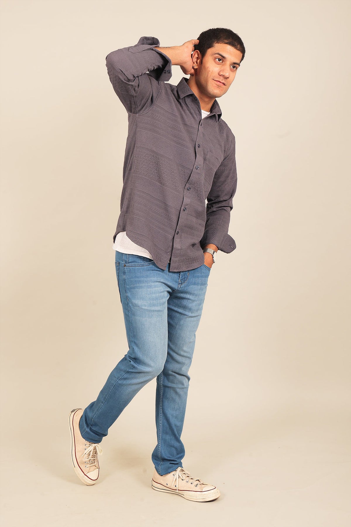 Veshbhoshaa Bluebird Men'S Grey Knitted Jacquard Shirt - PUSHMYCART