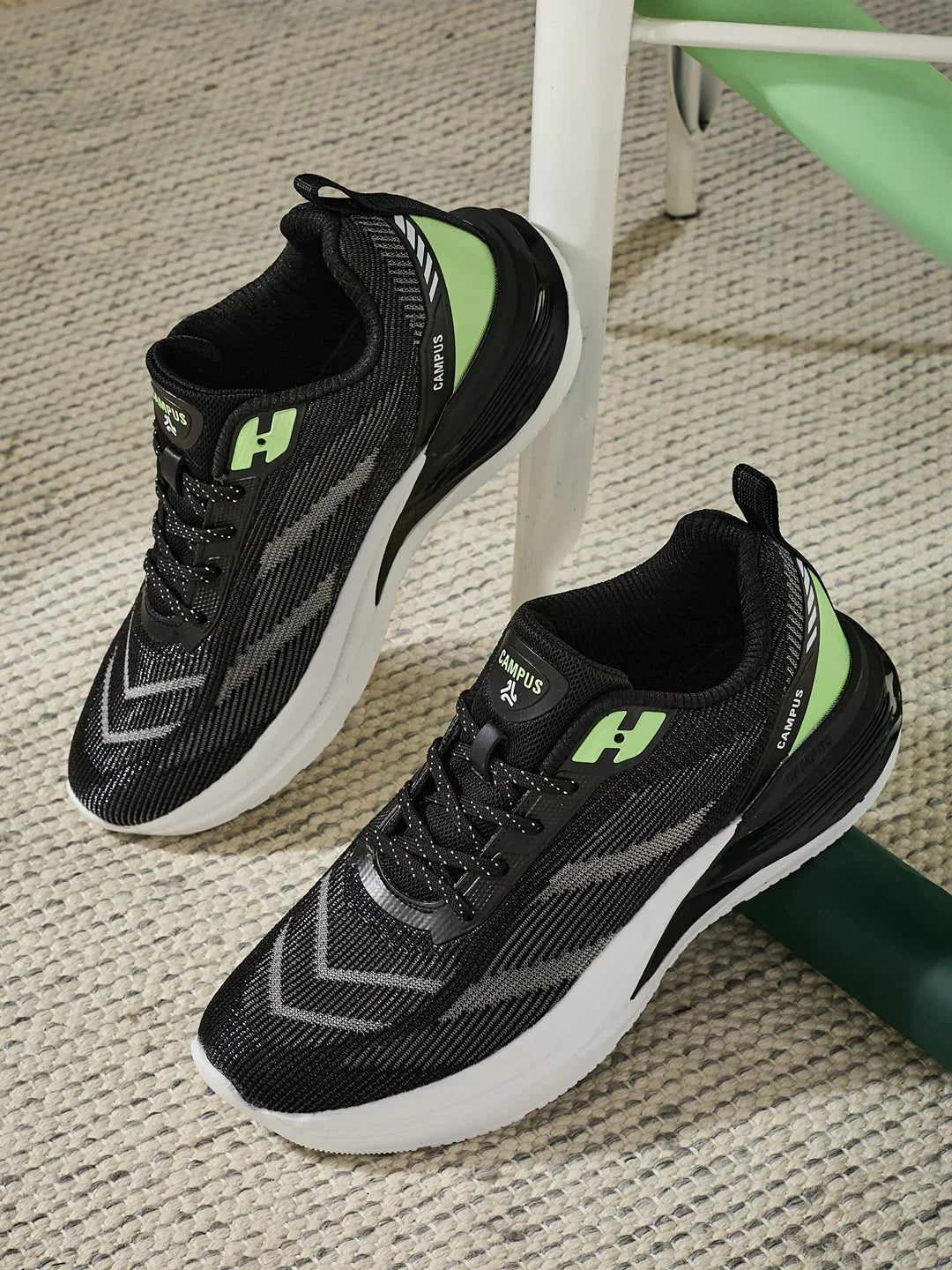 Campus BITRO Black Mens Running Shoes
