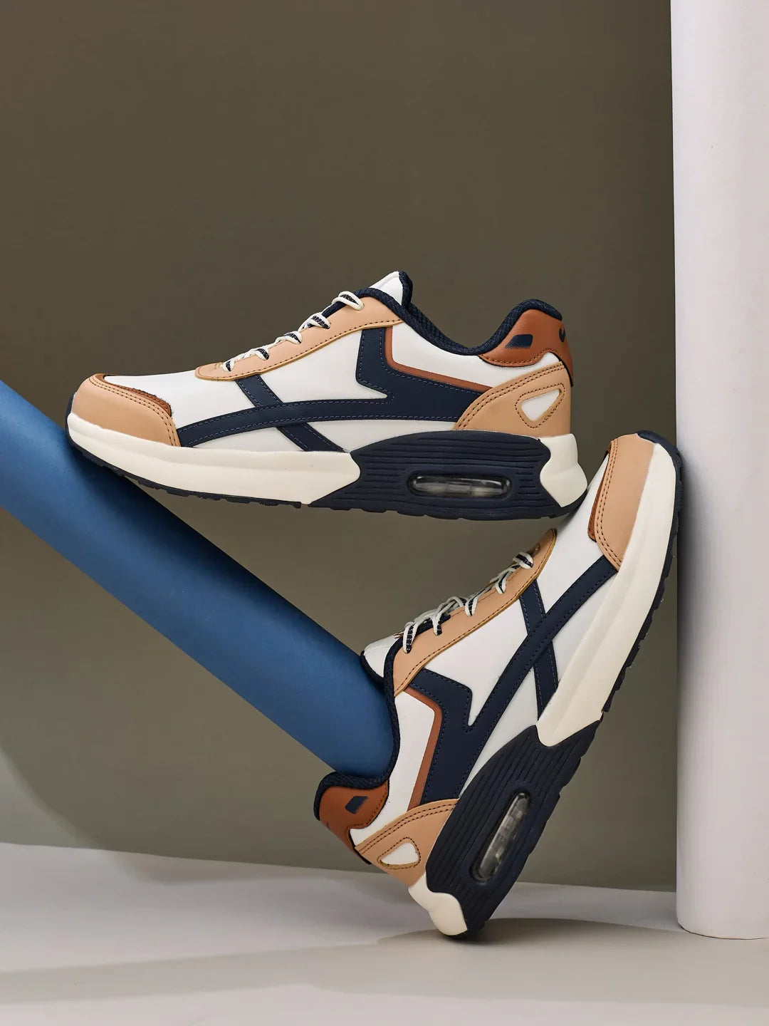 Campus BYTE Beige Womens Sneakers
