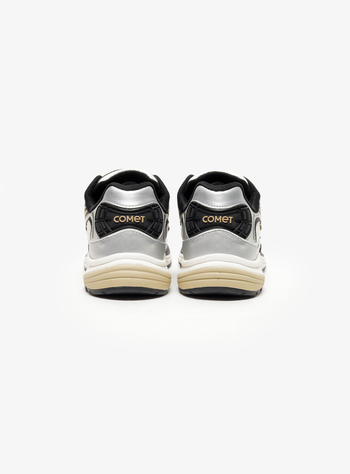 Comet Apex Onyx Sneakers