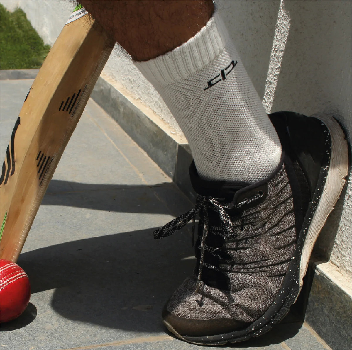Heelium Bamboo Men Crew Socks (Solids) - 3 Pairs