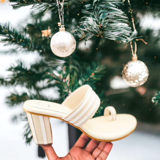 Dhaga Snow Ball Cream and White Block Heel Kolhapuri for Women