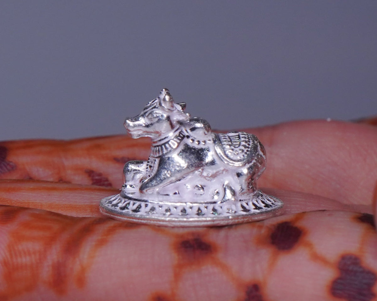 Pure Silver Small Nandi 11g - PUSHMYCART