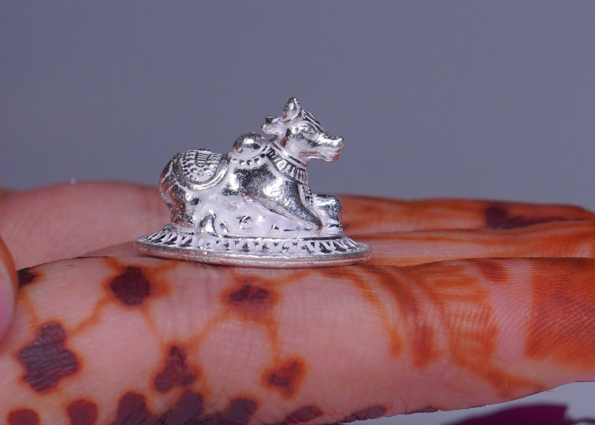 Pure Silver Small Nandi 11g - PUSHMYCART