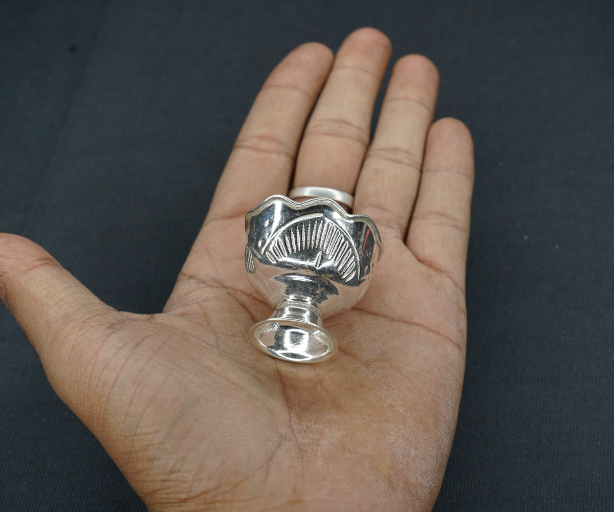Pure Silver Design Bowl Small 7g - PUSHMYCART