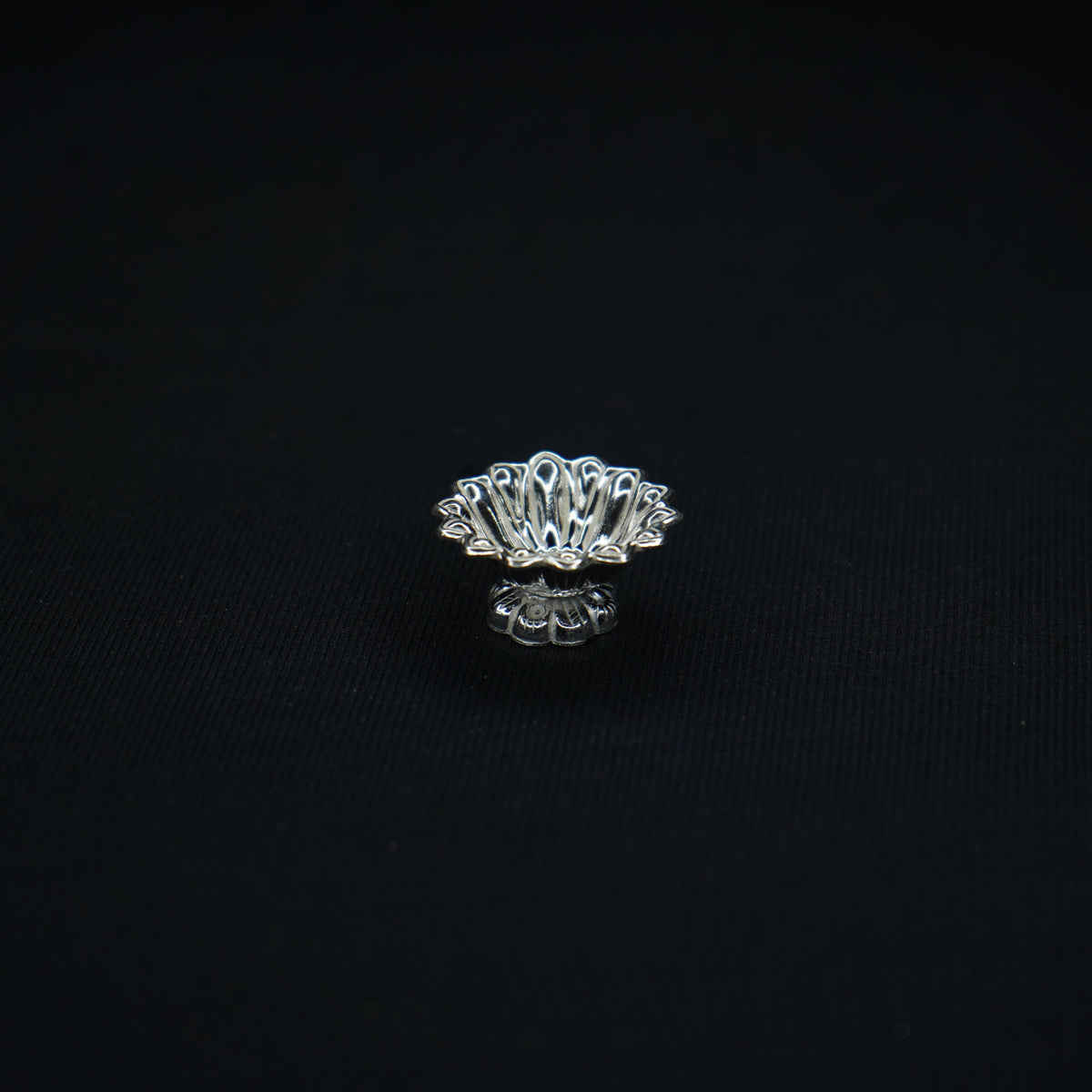 Pure Silver Flower Bowl Small 4g - PUSHMYCART
