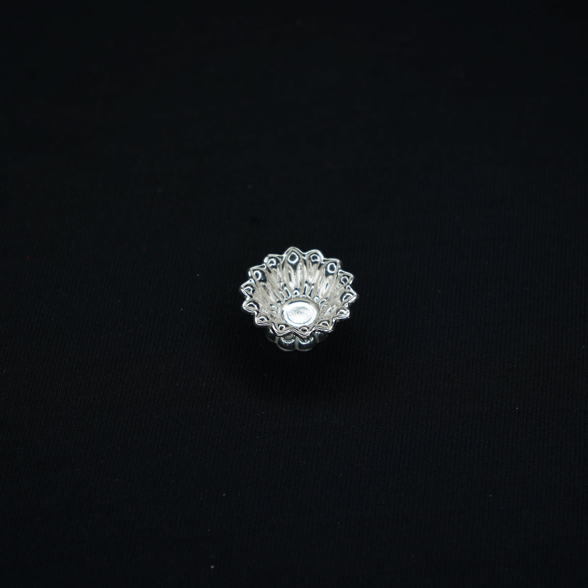 Pure Silver Flower Bowl Small 4g - PUSHMYCART