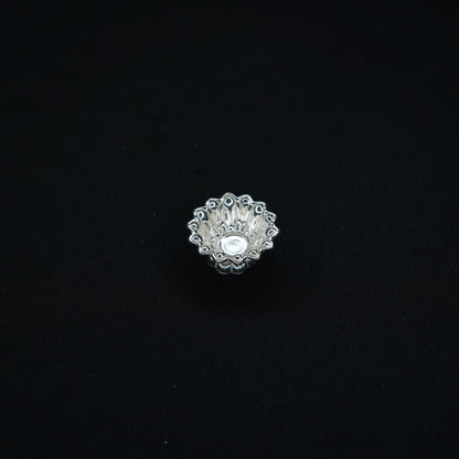 Pure Silver Flower Bowl Small 4g - PUSHMYCART