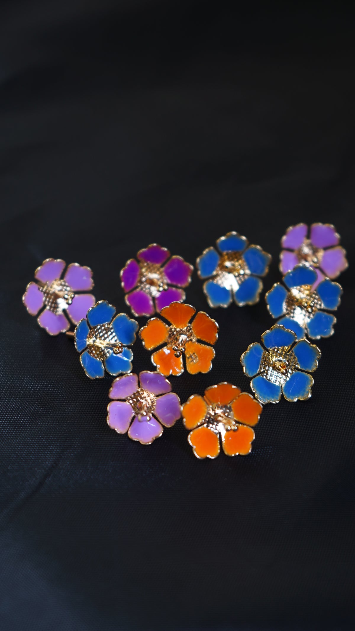 Pure Silver Enamel Multicolour Flowers 18G (Pack Of 10) - PUSHMYCART