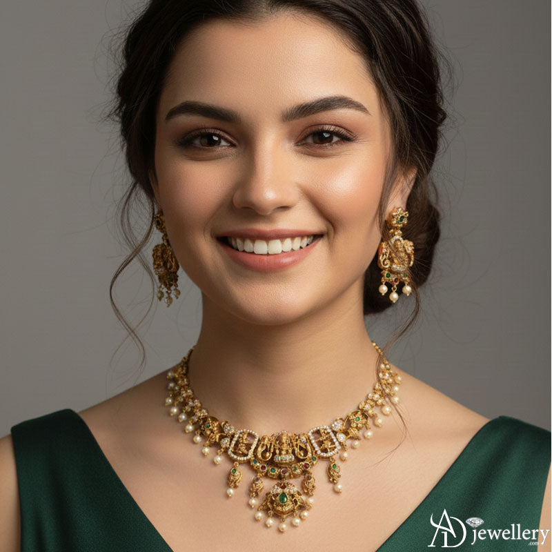 Antique gold Lakshmi necklace pendant detail