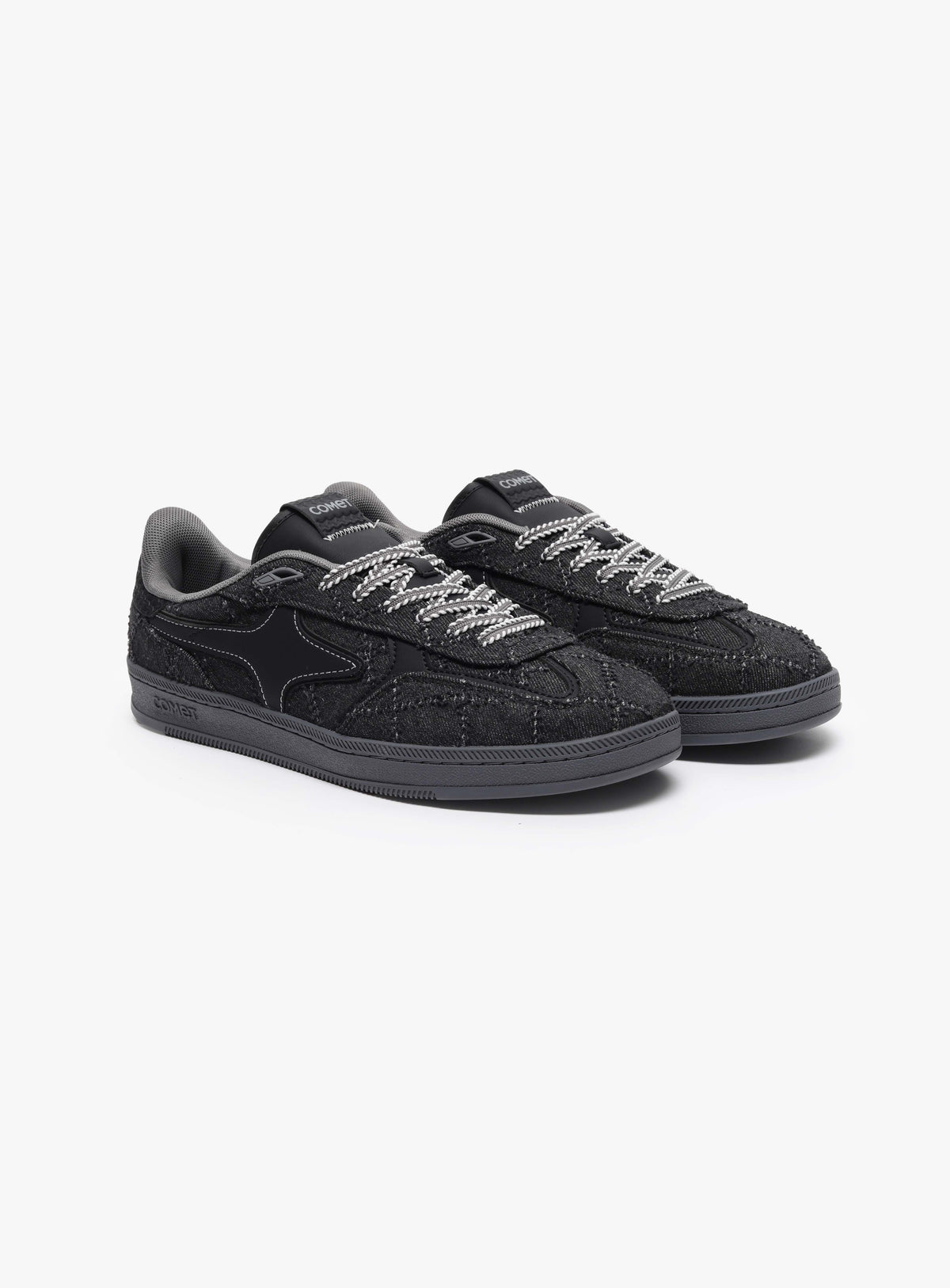 Comet Aeres Inferno Sneakers