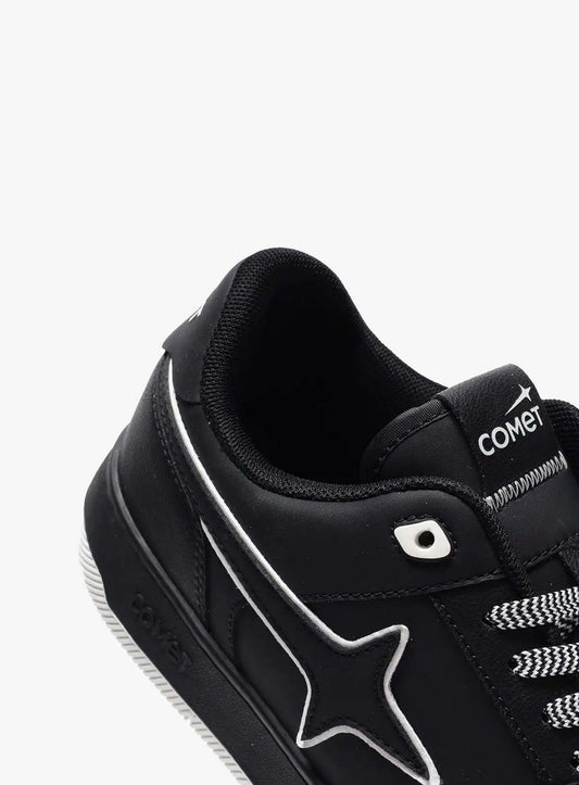 Comet X Lows Armstrong Sneakers
