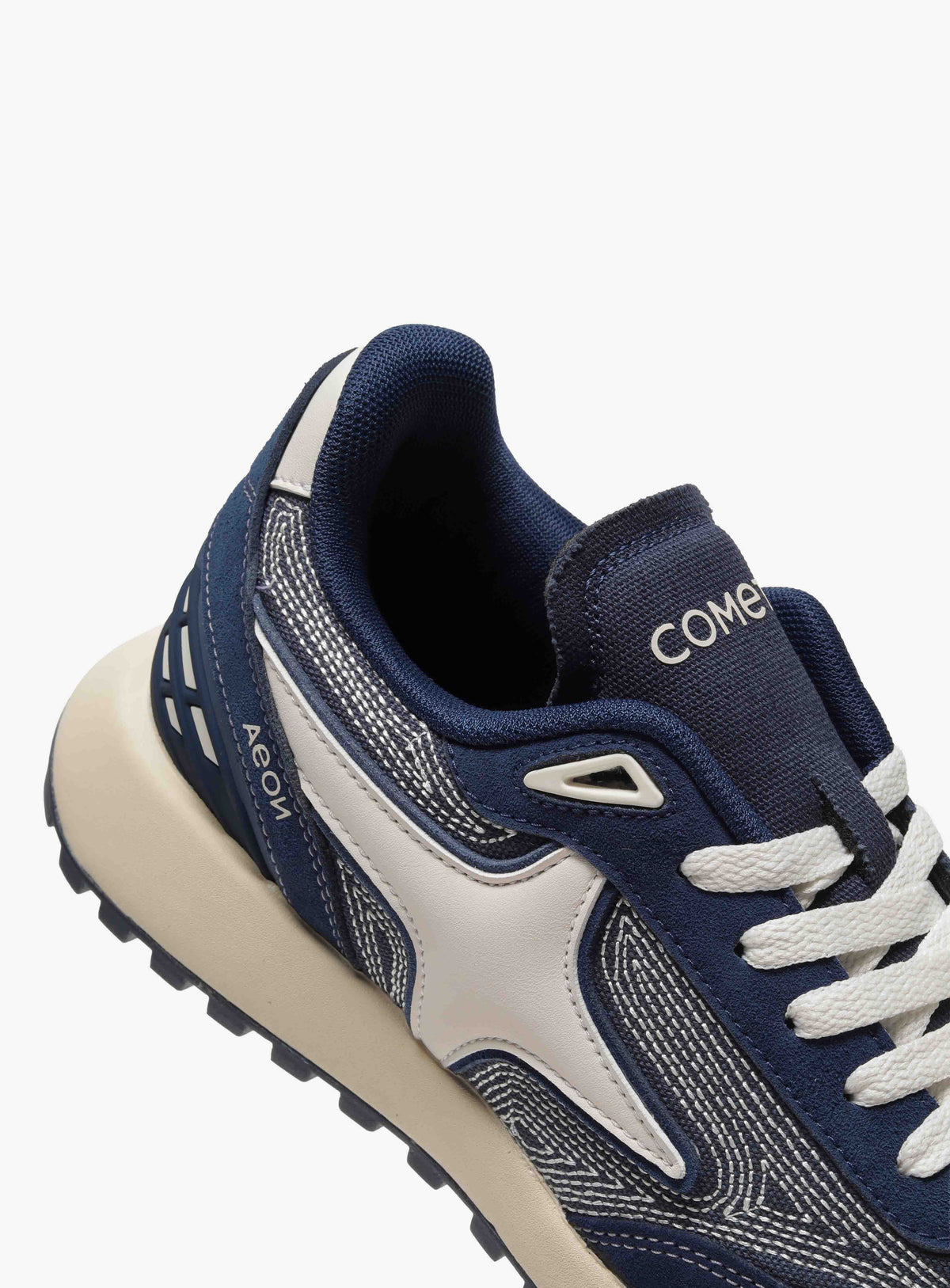 Comet Aeon V2 Stereo Sneakers
