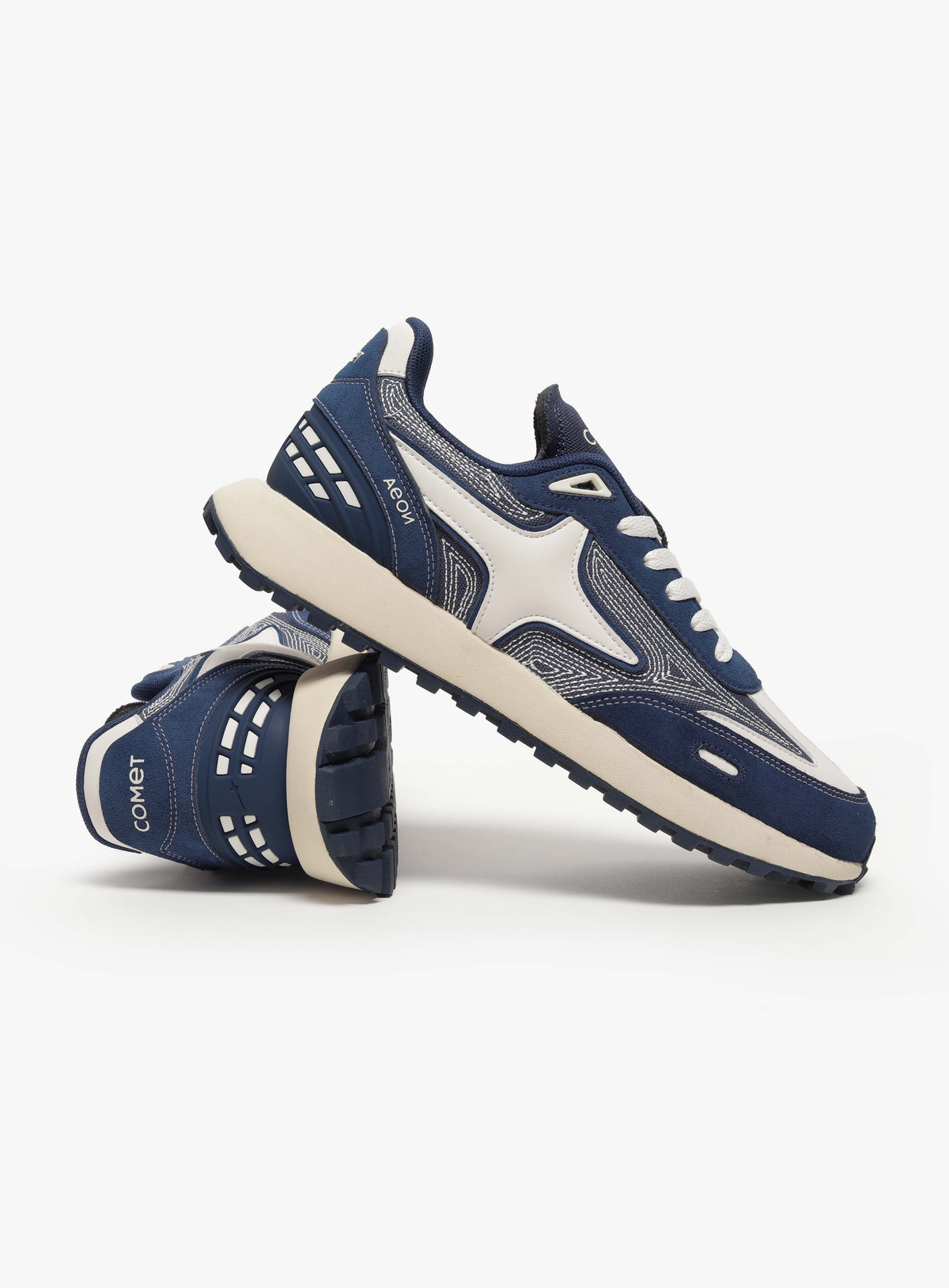 Comet Aeon V2 Stereo Sneakers