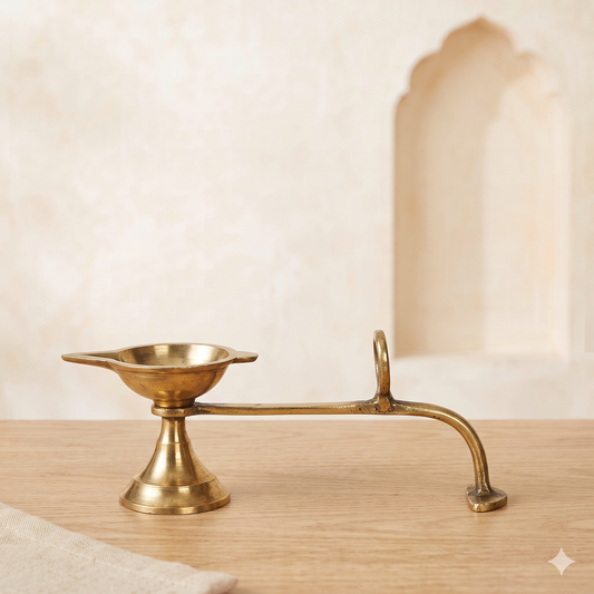 Brass Table Diya Deepak With Handle 158gm