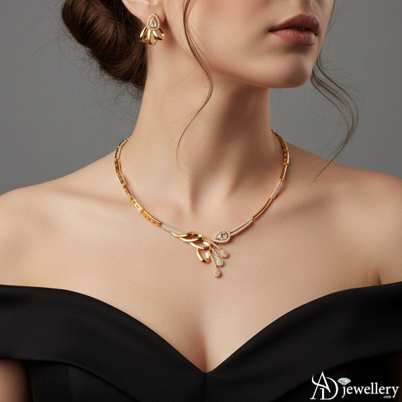 Golden Petal Grace Necklace Set front view