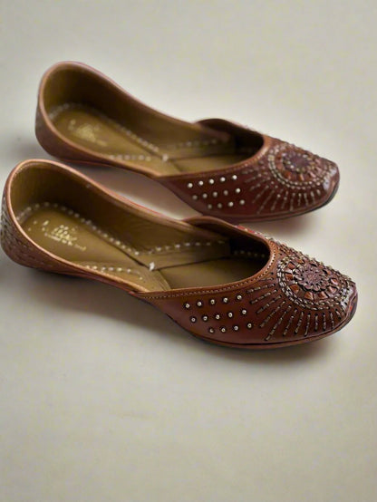 Juttix Vintage Tan Juttis for Women