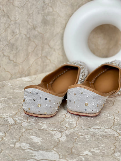 Juttix Falak Juttis for Women