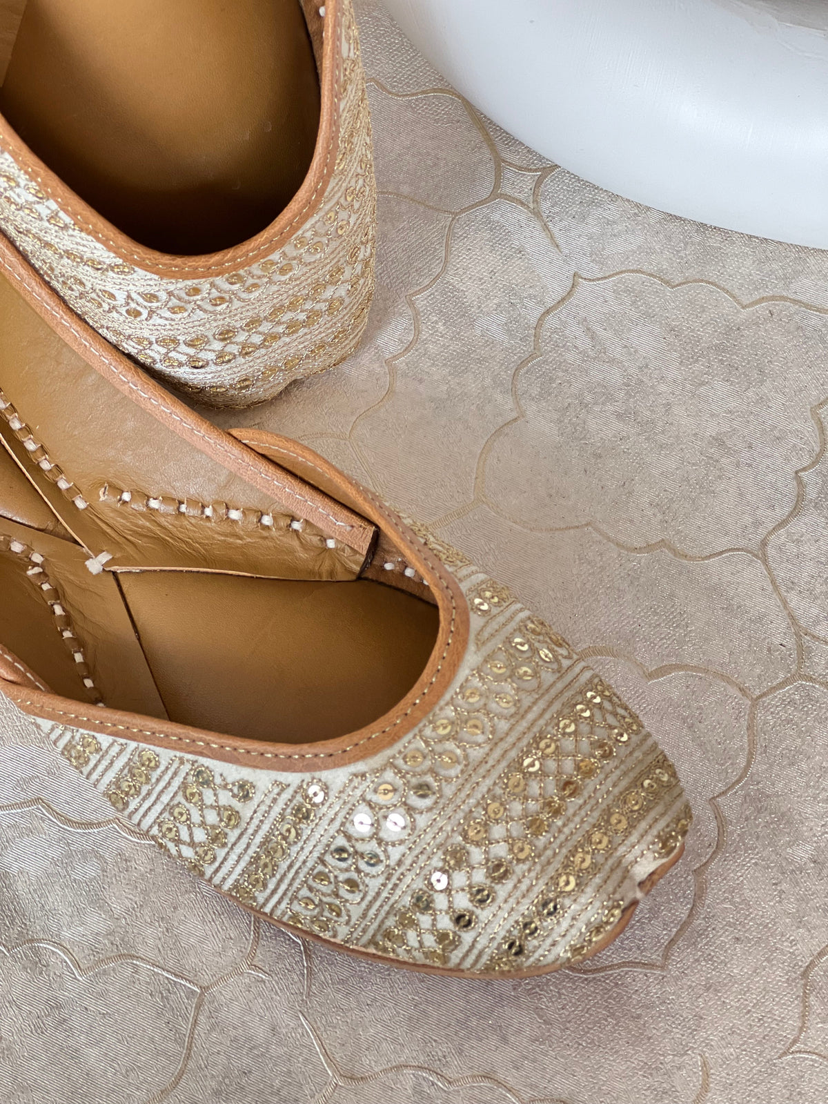 Juttix Era Juttis for Women
