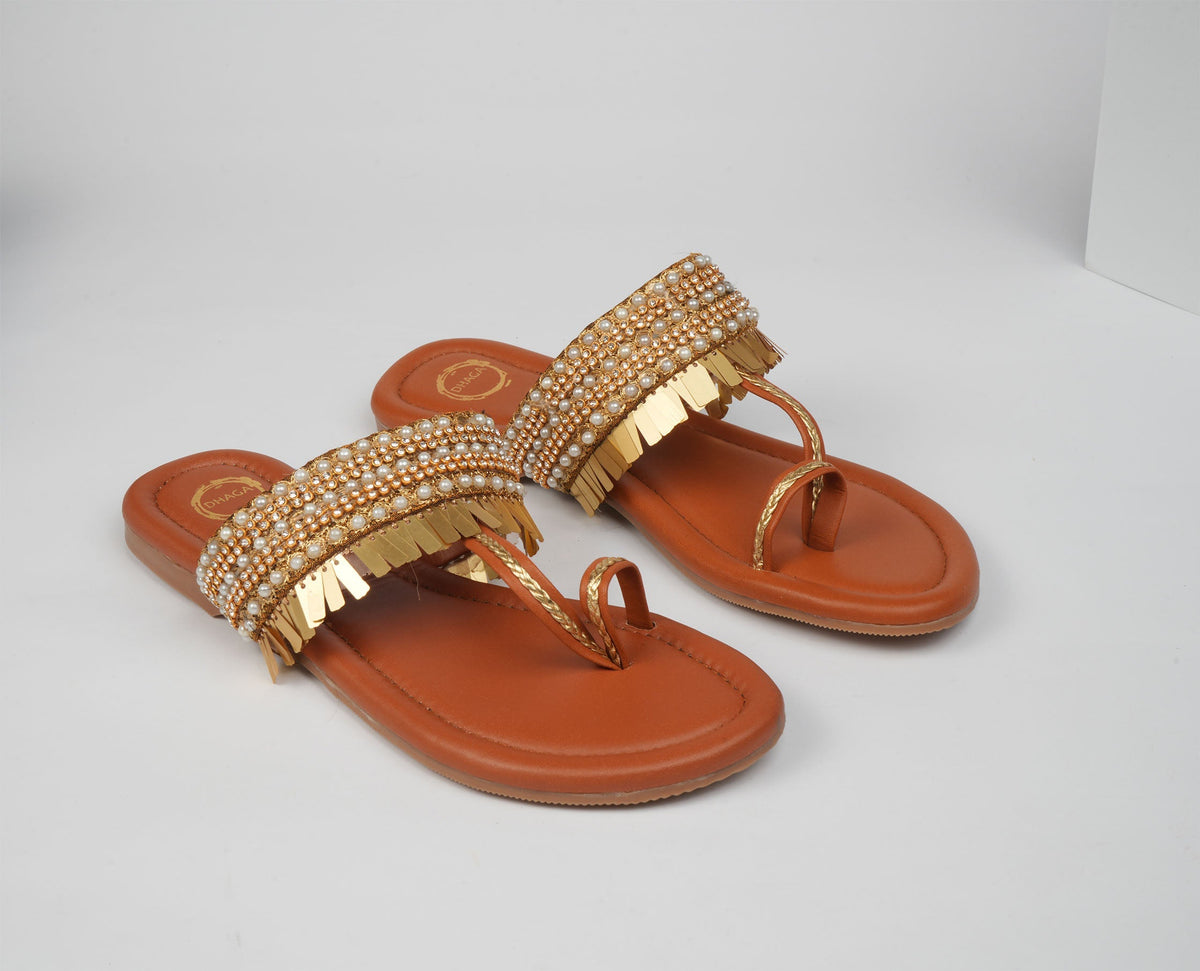 Dhaga Golden Aura Flat Kolhapuri for Women