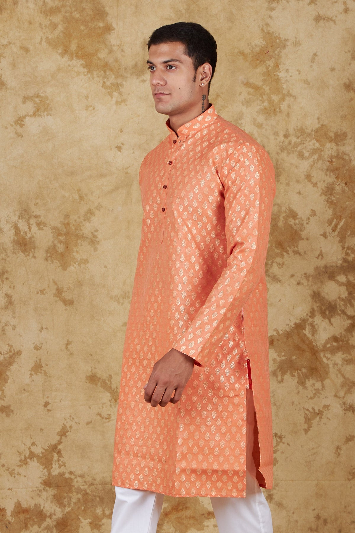 Veshbhoshaa Bluesaanchi Banarsi Silk Coral Kurta Set - PUSHMYCART