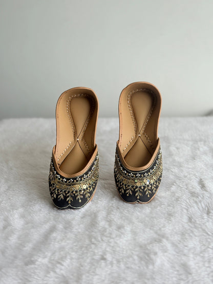 Juttix Midnight Majesty Juttis for Women