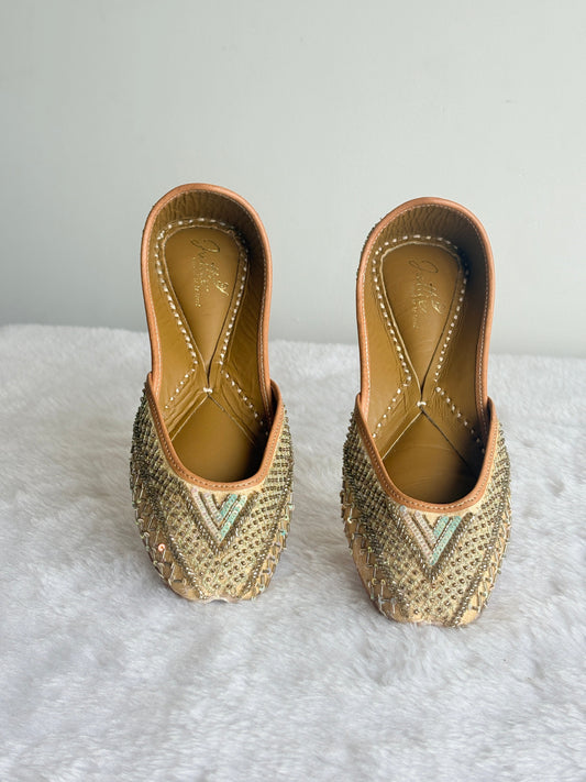 Juttix Zehra Gold Juttis for Women