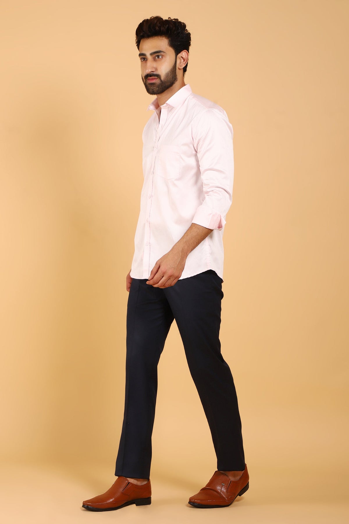 Veshbhoshaa Bluebird Men'S Light Pink Premium Satin Shirt - PUSHMYCART