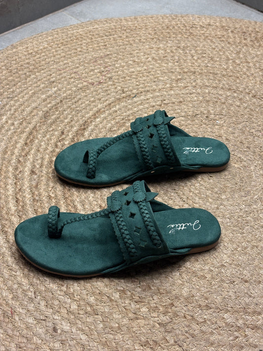 Juttix Shahi Bottle Green Kolhapuri Flats for Women image