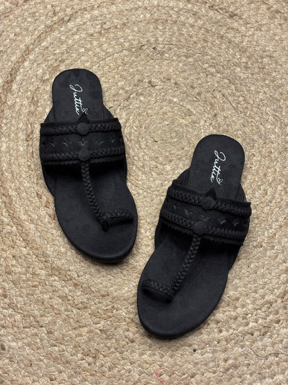Juttix Saaya Black Kolhapuri Flats for Women image