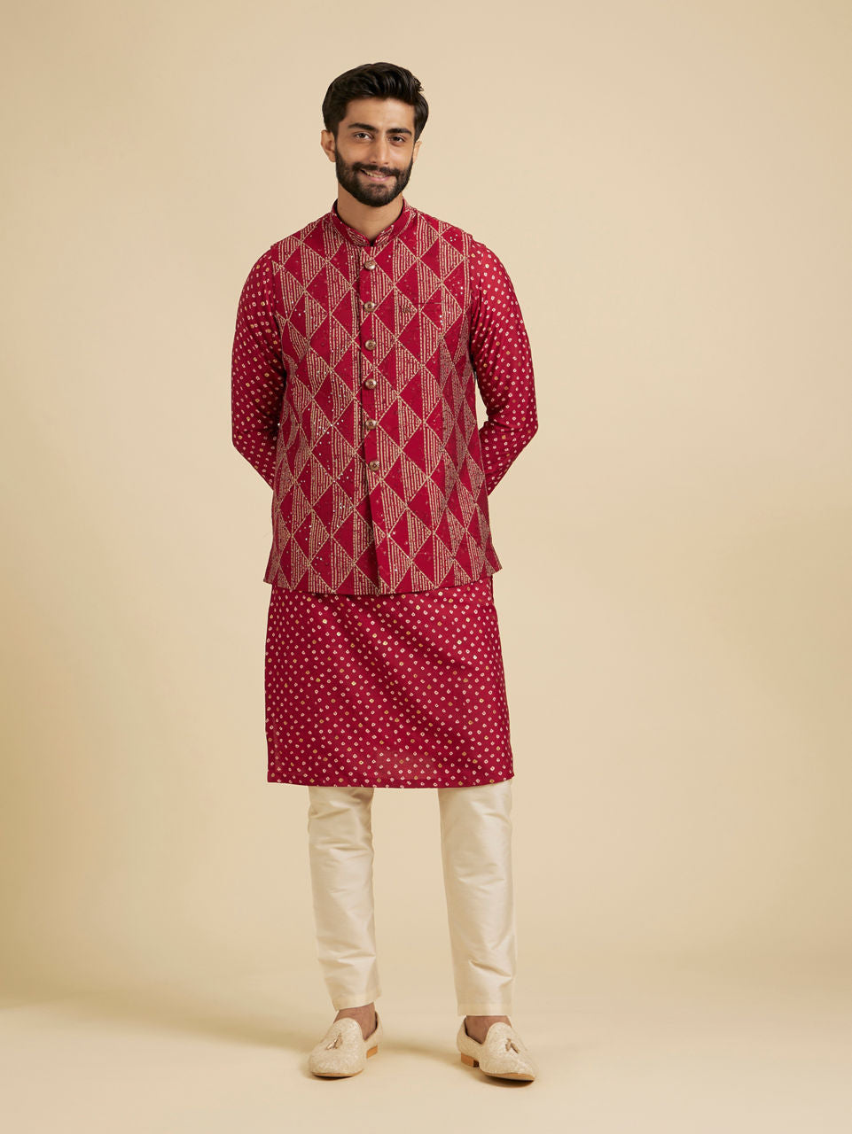 Manyavar Poppy Red Triangular Patterned Jacket Set with Sequin Work - view 4