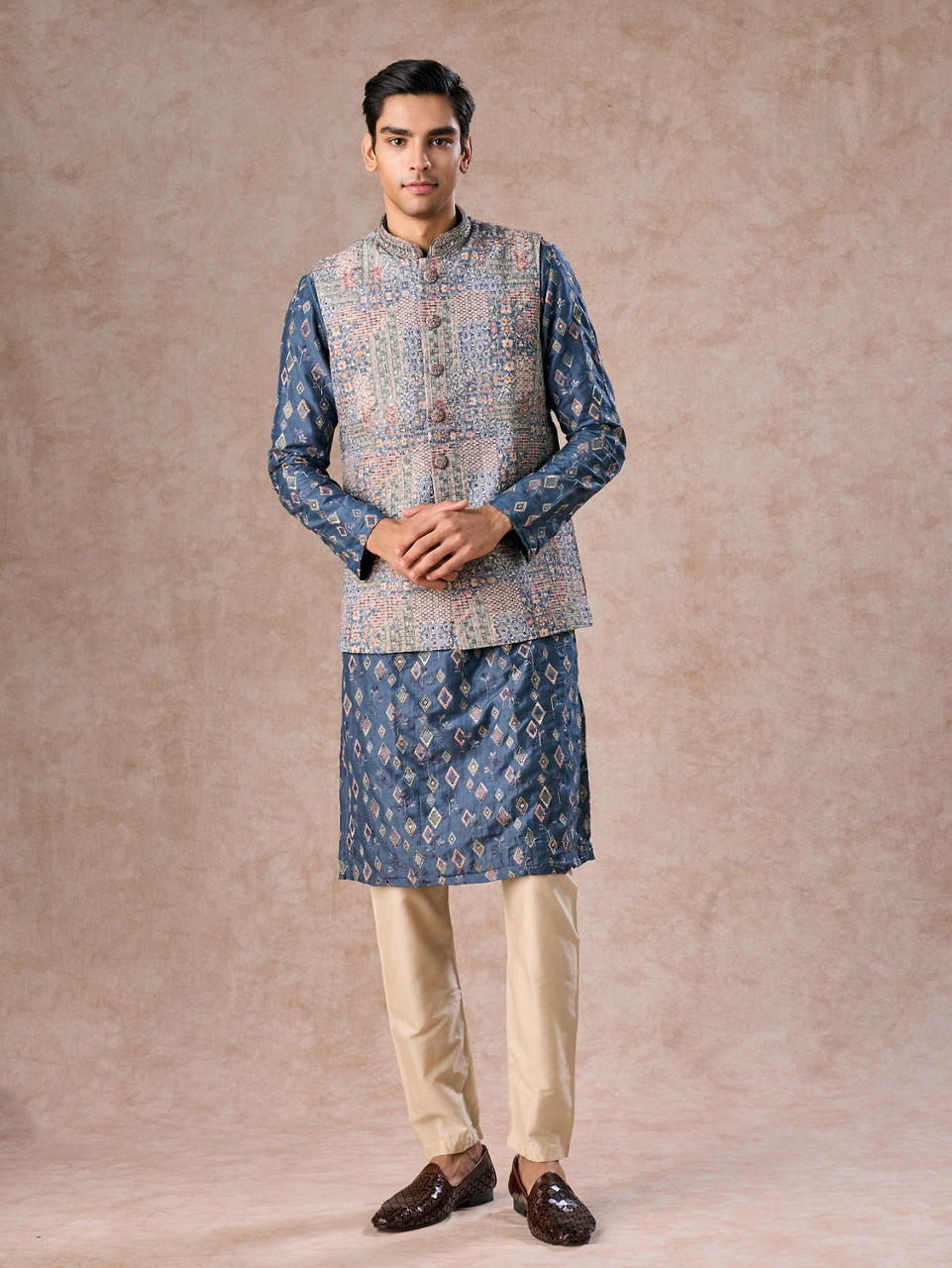 Manyavar Greyish Blue Kurta Jacket Set - view 3