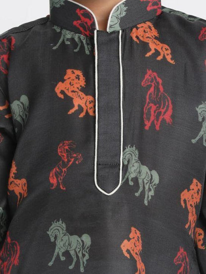 Vastramay Boys' Black Cotton Horse Print Kurta and Pyjama Set - PUSHMYCART