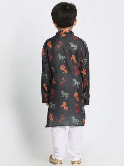 Vastramay Boys' Black Cotton Horse Print Kurta and Pyjama Set - PUSHMYCART