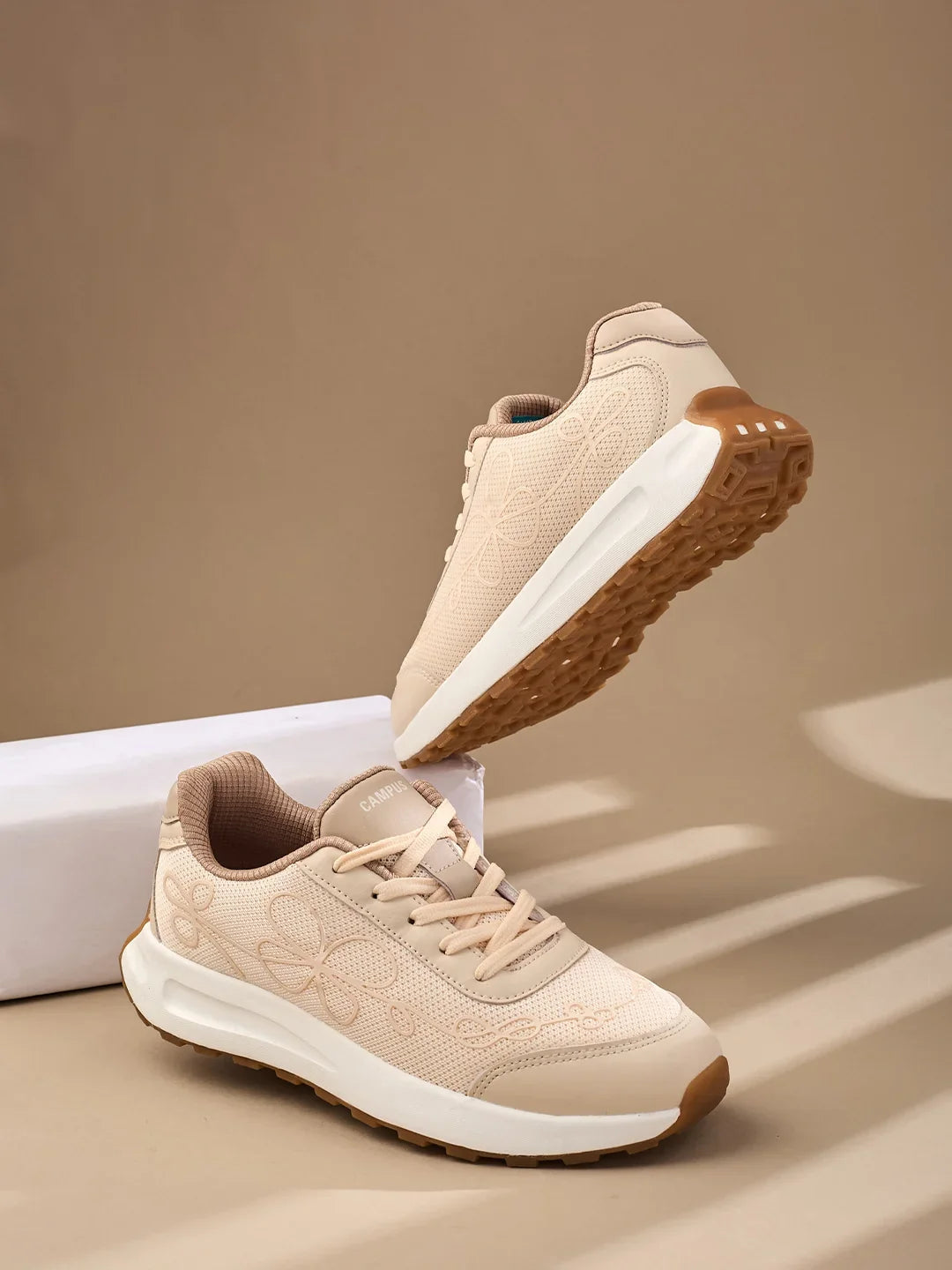 Campus JUJUBEE White Womens Sneakers