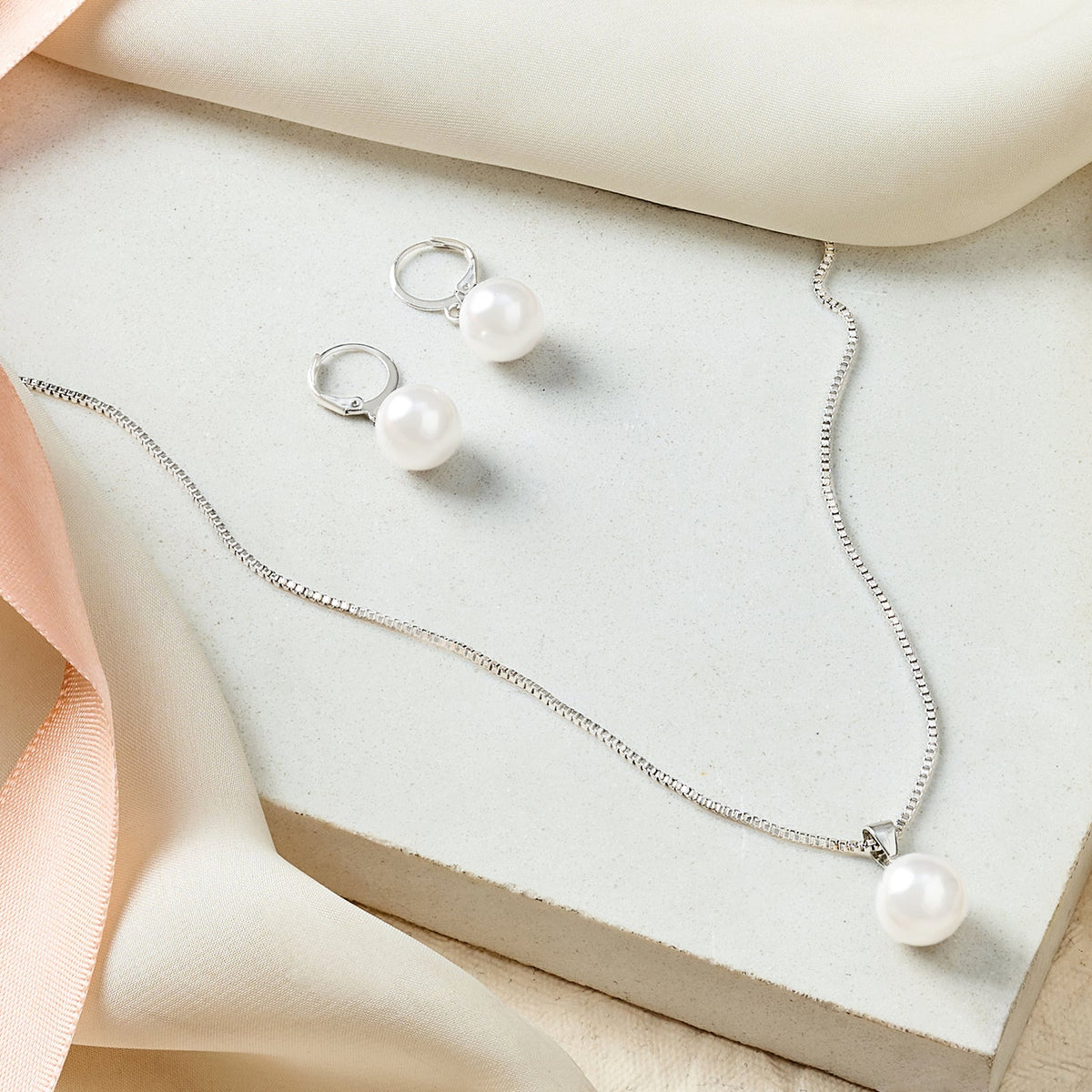 Joker and Witch Artemis Molten Pearl Silver Jewelry Set