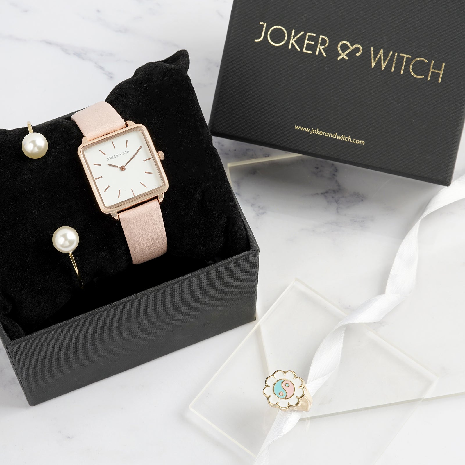 Joker and Witch Pixie Peach Love Triangle – PUSHMYCART