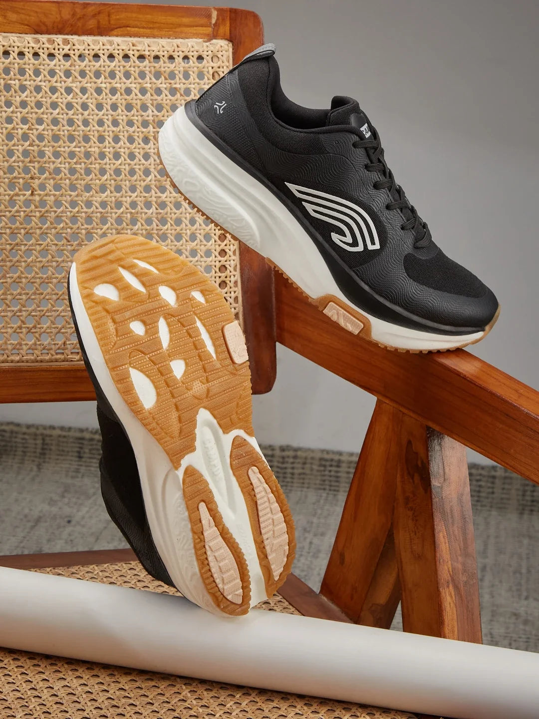Campus KARNO Black Mens Running Shoes