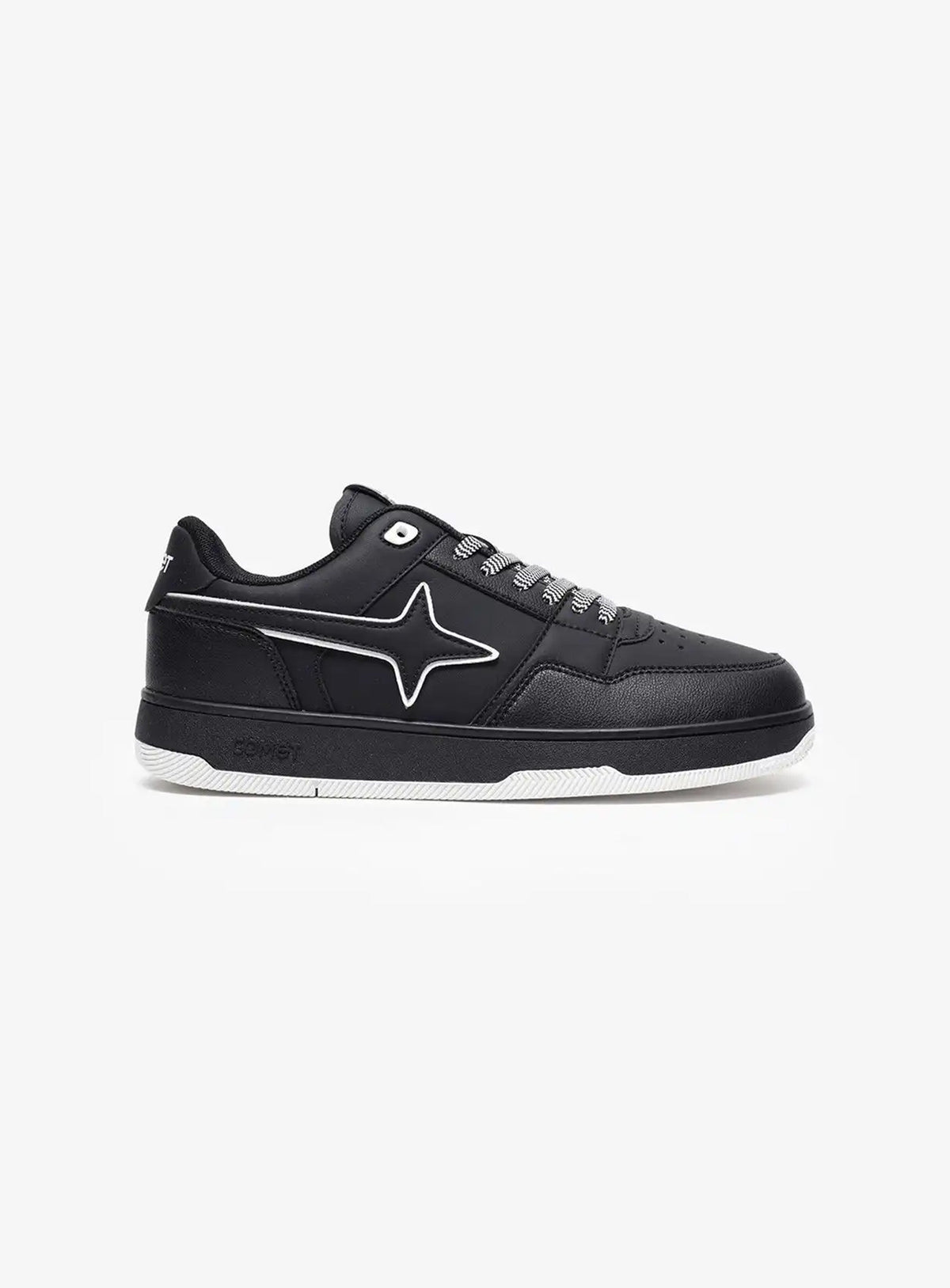 Comet X Lows Armstrong Sneakers