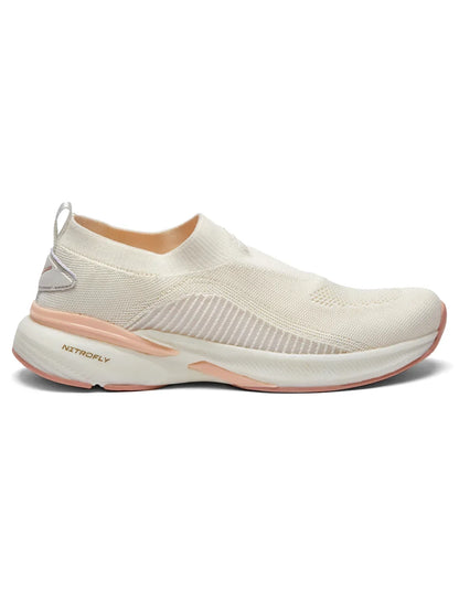Campus MADRA Off White Womens Walking Shoes