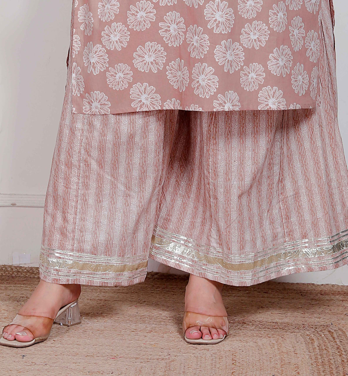 Miravan plus size Women Brown Floral Printed Straight Ethnic Kurta with Palazzo - view 5