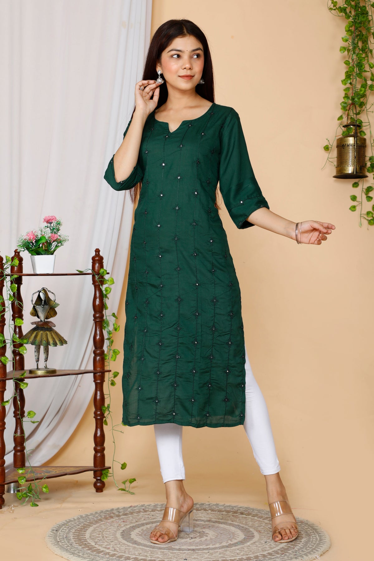 Miravan Womens Green Embroidered Straight Kurti - view 3