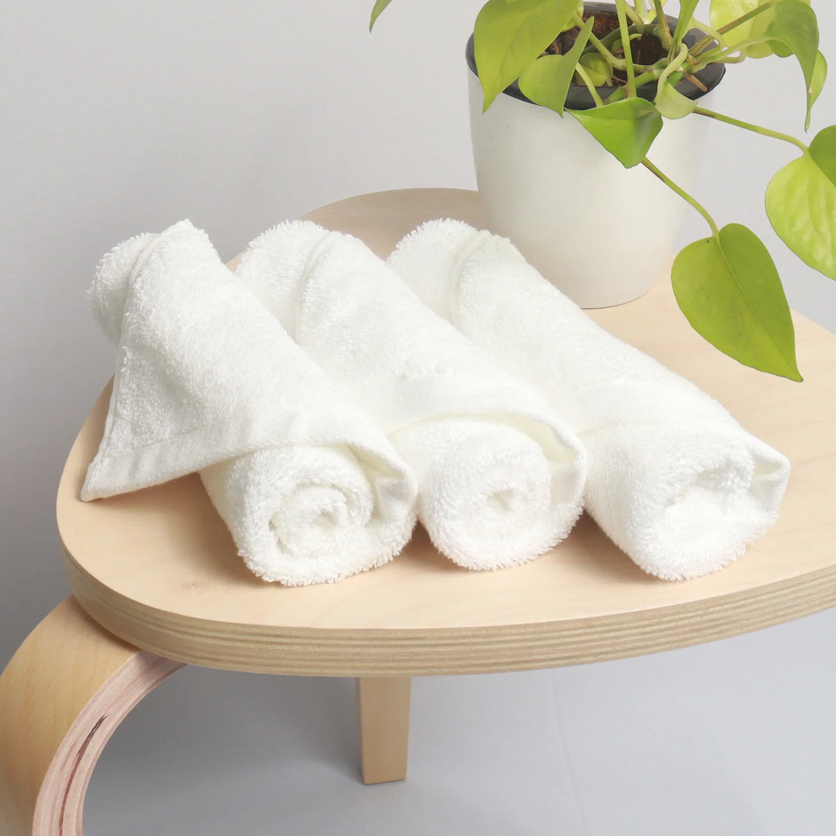 Heelium Bamboo Face Towels - Set of 3