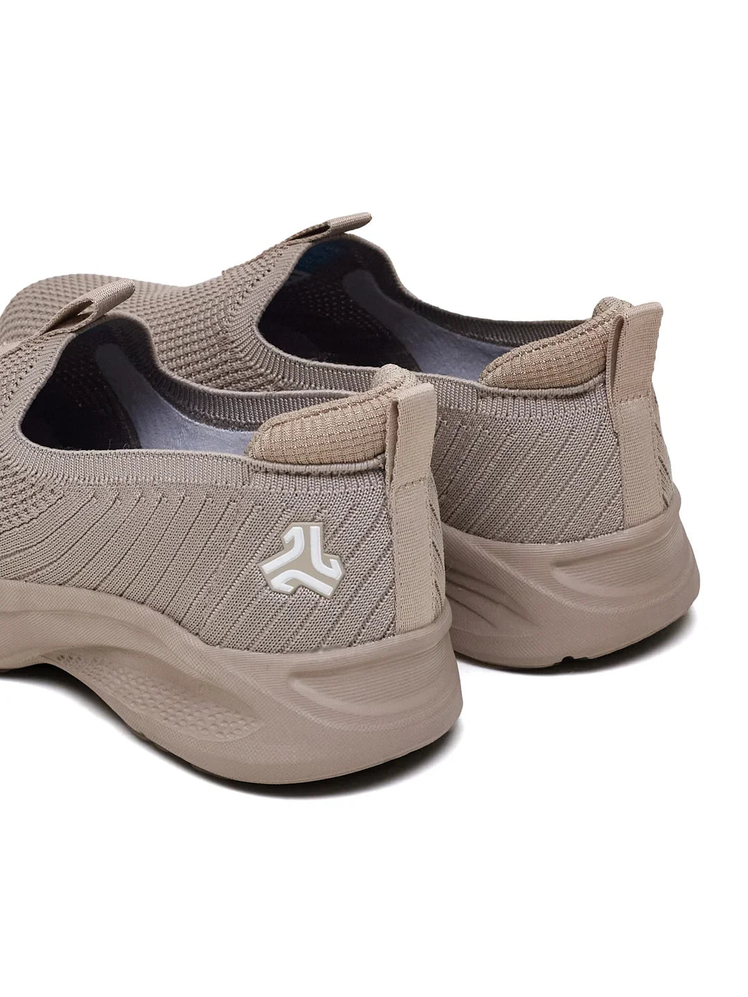 Campus PLUZZ Beige Womens Walking Shoes