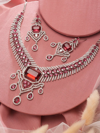 Back view of the necklace clasp and chain.