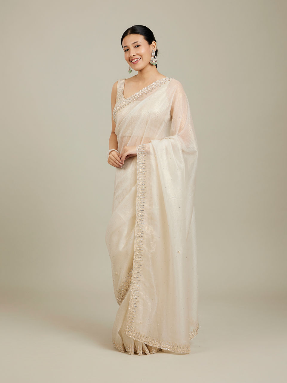 Mohey Creamy Elegance Chiffon Saree - view 3